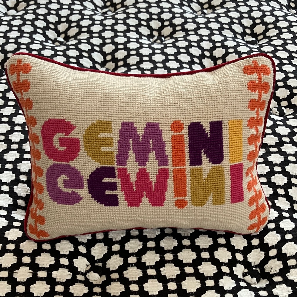Rare Jonathan Adler Gemini Zodiac Needlepoint Pillow - Picture 2 of 4